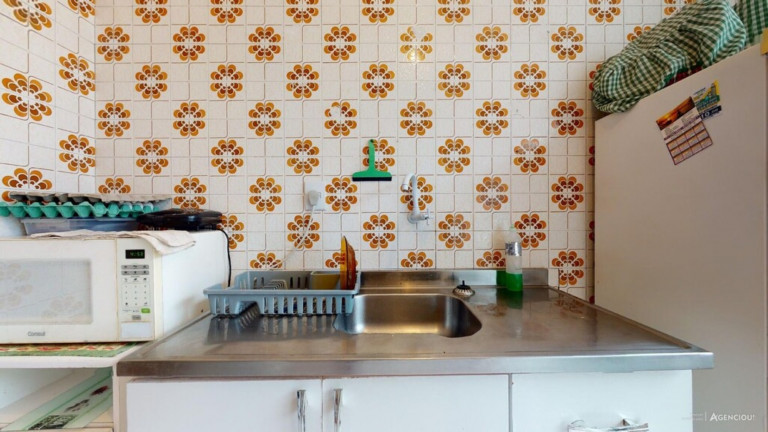 Imagem Imóvel com 3 Quartos à Venda, 80 m² em Petrópolis - Porto Alegre