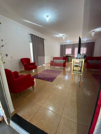 Imagem Casa com 2 Quartos à Venda, 500 m² em Privê Residencial Elza Fronza - Goiânia Imagem Casa com 2 Quartos à Venda, 500 m² em Privê Residencial Elza Fronza - Goiânia