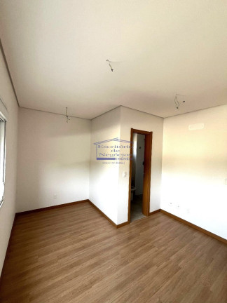 Imagem Imóvel com 3 Quartos à Venda, 104 m² em Petrópolis - Porto Alegre