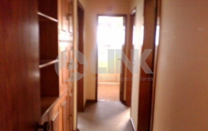 Imagem Apartamento com 3 Quartos à Venda, 131 m² em Petrópolis - Porto Alegre Imagem Apartamento com 3 Quartos à Venda, 131 m² em Petrópolis - Porto Alegre
