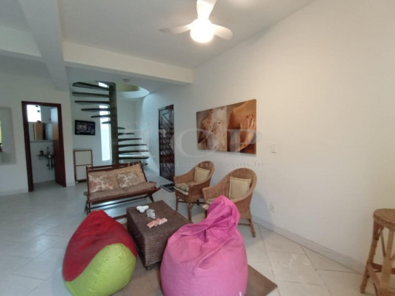 Imagem Casa com 6 Quartos à Venda, 165 m² em Enseada - Guarujá Imagem Casa com 6 Quartos à Venda, 165 m² em Enseada - Guarujá