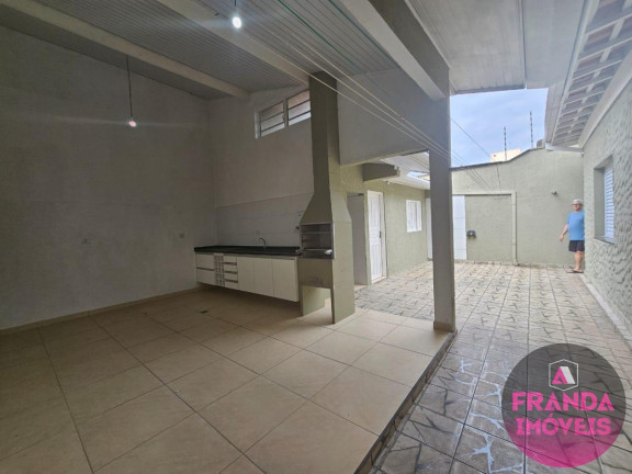 Imagem Casa com 3 Quartos à Venda, 185 m² em Centro - Ubatuba Imagem Casa com 3 Quartos à Venda, 185 m² em Centro - Ubatuba