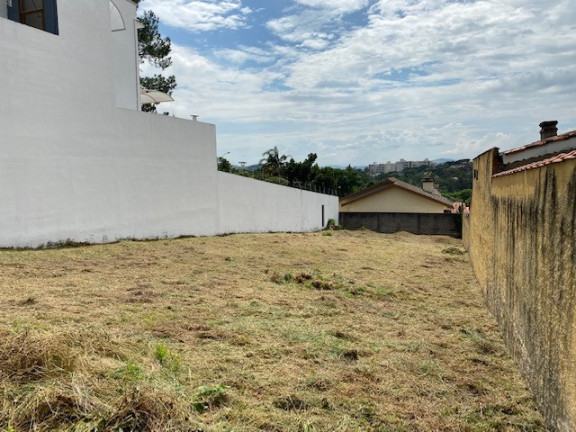 Terreno à Venda, 603 m² em Vila Santista - Atibaia