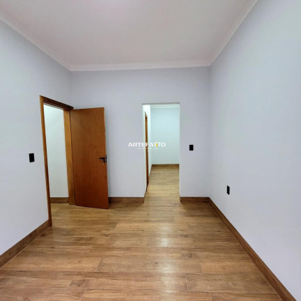 Imagem Casa com 3 Quartos à Venda, 157 m²