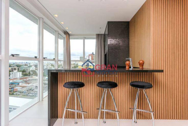 Imagem Apartamento com 3 Quartos à Venda, 176 m² em Cabral - Curitiba Imagem Apartamento com 3 Quartos à Venda, 176 m² em Cabral - Curitiba