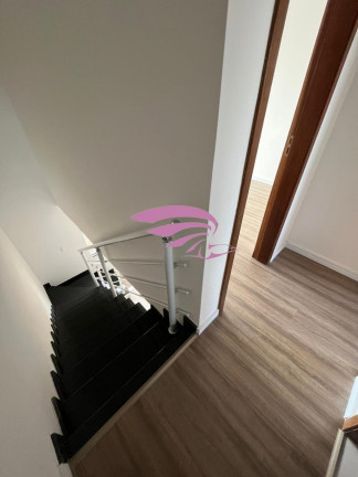 Imagem Casa com 2 Quartos à Venda, 77 m² em Campo De Santana - Curitiba Imagem Casa com 2 Quartos à Venda, 77 m² em Campo De Santana - Curitiba