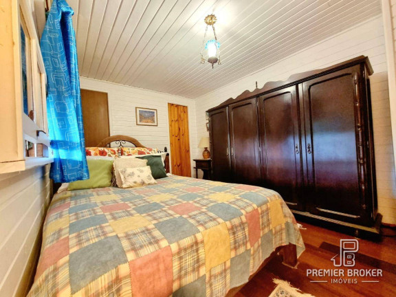 Imagem Casa com 4 Quartos à Venda, 300 m² em Albuquerque - Teresópolis