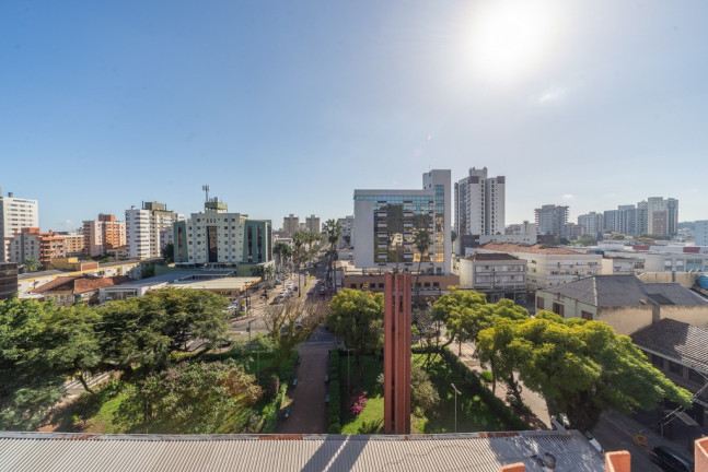 Imagem Imóvel com 2 Quartos à Venda, em Menino Deus - Porto Alegre Imagem Imóvel com 2 Quartos à Venda, em Menino Deus - Porto Alegre