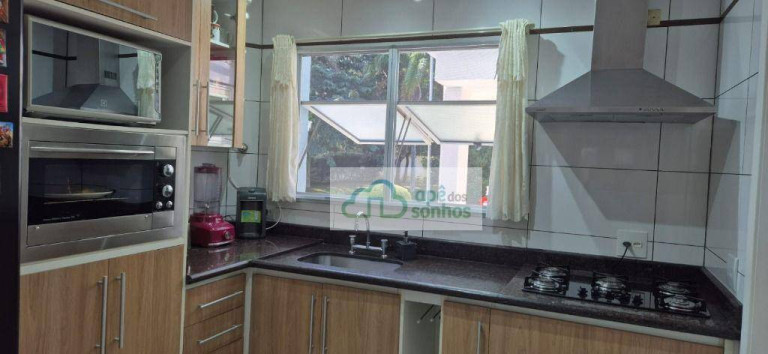 Imagem Casa com 3 Quartos à Venda, 180 m² em Tamboré - Santana De Parnaíba