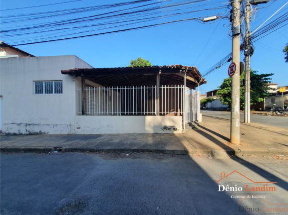 Imagem Ponto Comercial à Venda, 360 m² em Cândida Câmara - Montes Claros Imagem Ponto Comercial à Venda, 360 m² em Cândida Câmara - Montes Claros