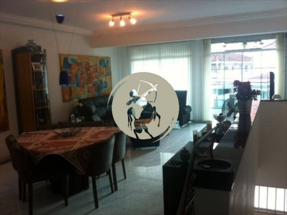 Casa com 4 Quartos à Venda, 270 m² em Boqueirao - Santos