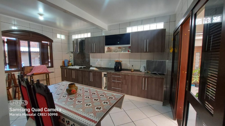 Imagem Casa com 4 Quartos à Venda, 152 m² em Vila Anair - Cachoeirinha