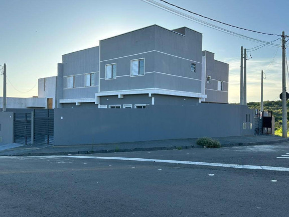 Sobrado com 2 Quartos à Venda,  em Jardim Ametista - Sorocaba