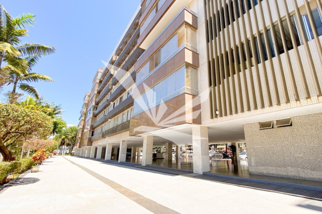 Imagem Apartamento com 4 Quartos à Venda, 186 m² em Asa Norte - Brasília Imagem Apartamento com 4 Quartos à Venda, 186 m² em Asa Norte - Brasília