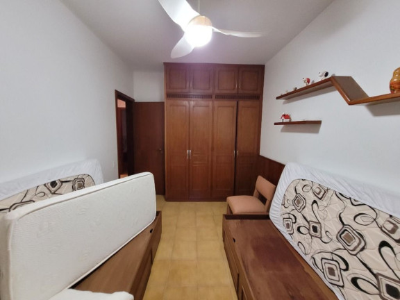 Imagem Apartamento com 3 Quartos à Venda, 140 m² em Pitangueiras - Guarujá