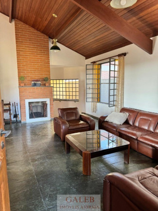 Imagem Casa com 3 Quartos à Venda, 164 m² em Vila Petrópolis - Atibaia Imagem Casa com 3 Quartos à Venda, 164 m² em Vila Petrópolis - Atibaia