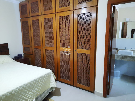 Imagem Apartamento com 3 Quartos à Venda, 134 m² em Pitangueiras - Guarujá