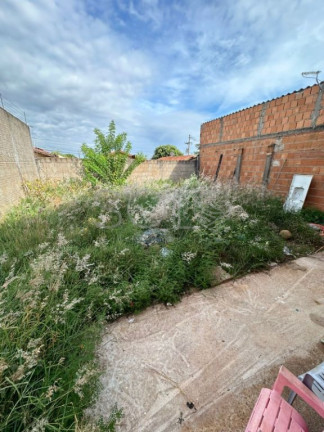 Imagem Casa com 2 Quartos à Venda, 200 m² em Jardim São Rafael Ii - Araraquara Imagem Casa com 2 Quartos à Venda, 200 m² em Jardim São Rafael Ii - Araraquara