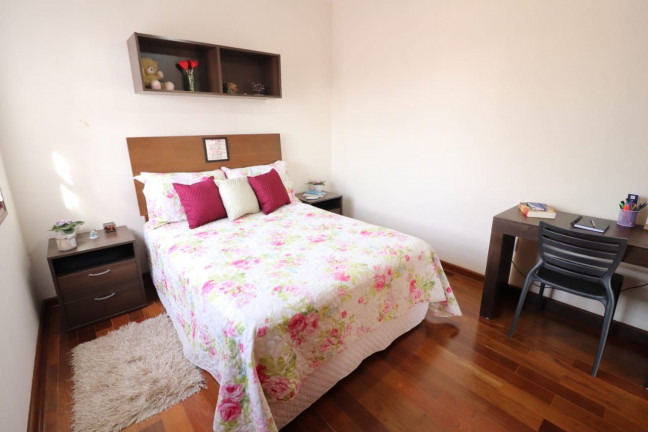 Imagem Sobrado com 3 Quartos à Venda, 255 m² em Cidade Universitária - Campinas