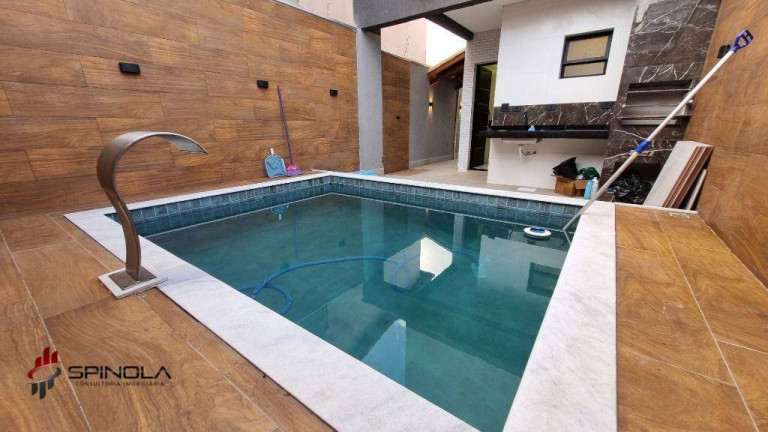 Imagem Sobrado com 3 Quartos à Venda, 180 m² em Maracanã - Praia Grande