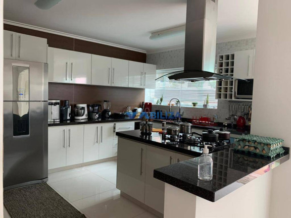 Imagem Casa com 4 Quartos à Venda, 600 m² em Caputera - Arujá Imagem Casa com 4 Quartos à Venda, 600 m² em Caputera - Arujá