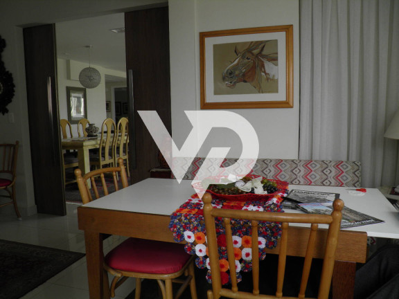 Imagem Apartamento com 4 Quartos à Venda, 258 m² em Alphaville - Barueri