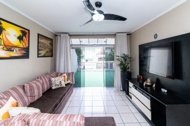 Casa com 3 Quartos à Venda, 184 m² em City Pinheirinho - São Paulo