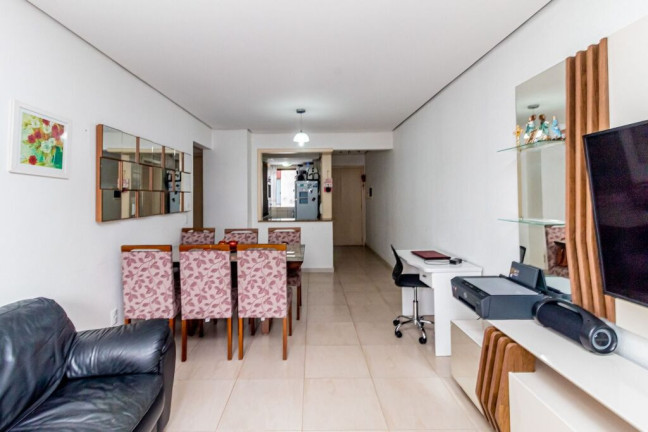 Imagem Apartamento com 2 Quartos à Venda, 76 m² em Centro Histórico - Porto Alegre