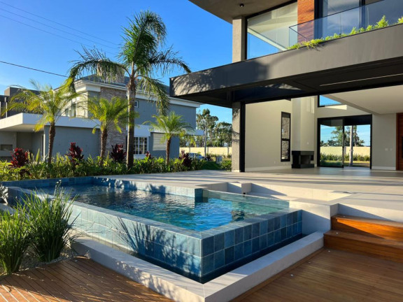 Imagem Casa com 5 Quartos à Venda, 320 m² em -- - Capao Da Canoa Imagem Casa com 5 Quartos à Venda, 320 m² em -- - Capao Da Canoa