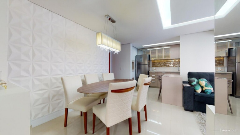 Imagem Imóvel com 3 Quartos à Venda, 72 m² em Medianeira - Porto Alegre