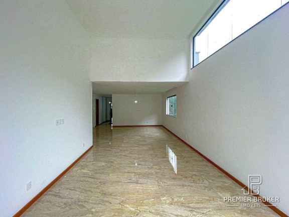 Imagem Casa com 3 Quartos à Venda, 234 m² em Albuquerque - Teresópolis Imagem Casa com 3 Quartos à Venda, 234 m² em Albuquerque - Teresópolis