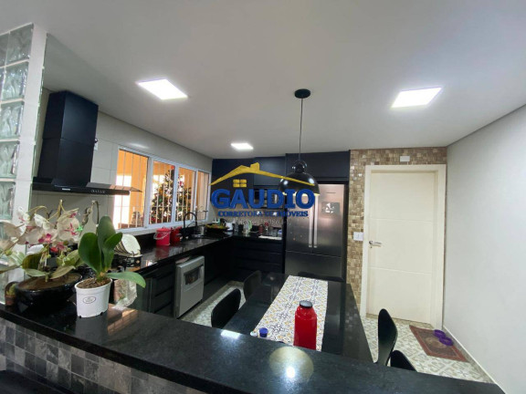 Imagem Casa com 3 Quartos à Venda, 120 m² em Campo Limpo - São Paulo Imagem Casa com 3 Quartos à Venda, 120 m² em Campo Limpo - São Paulo