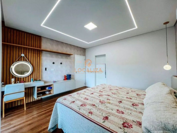 Imagem Casa com 3 Quartos à Venda, 298 m² em Jardim Califórnia - Jacareí Imagem Casa com 3 Quartos à Venda, 298 m² em Jardim Califórnia - Jacareí