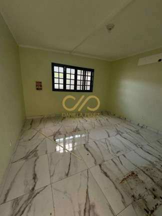Imagem Casa com 3 Quartos à Venda, 300 m² em Canto Do Forte - Praia Grande Imagem Casa com 3 Quartos à Venda, 300 m² em Canto Do Forte - Praia Grande
