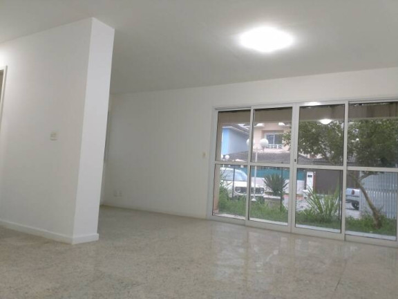 Foto do imóvel Casa de Condomínio com 4 Quartos à Venda, 170 m² em Recreio Dos Bandeirantes - Rio De Janeiro