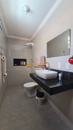 Imagem Casa com 3 Quartos à Venda, 276 m² em Bairro Anhanguera - Mongaguá Imagem Casa com 3 Quartos à Venda, 276 m² em Bairro Anhanguera - Mongaguá