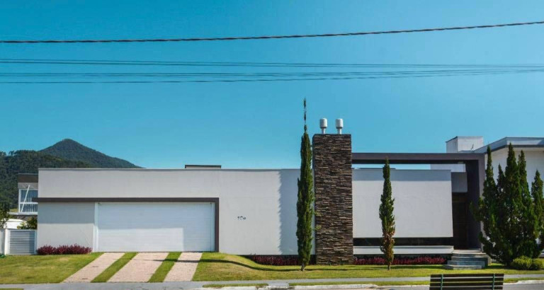 Imagem Casa com 3 Quartos à Venda, 769 m² em Santa Regina - Camboriú