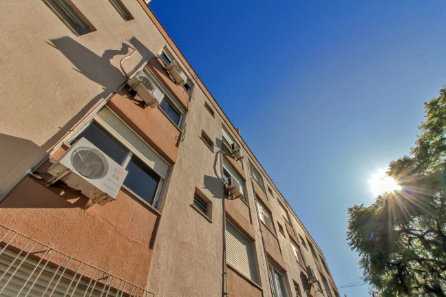 Imagem Imóvel com 2 Quartos à Venda, 79 m² em Cristal - Porto Alegre