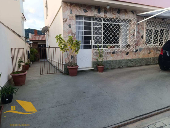 Casa com 3 Quartos à Venda, 92 m² em Perissê - Nova Friburgo