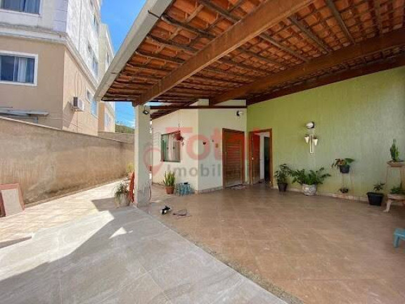 Imagem Casa com 3 Quartos à Venda, 300 m² em Giovanini - Coronel Fabriciano