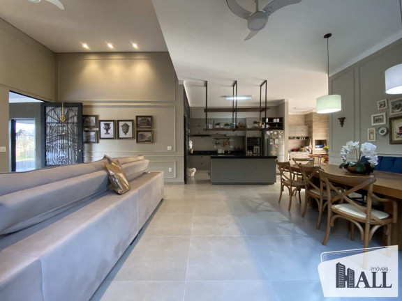 Imagem Casa com 4 Quartos à Venda, 237 m² em Centro - Bady Bassitt Imagem Casa com 4 Quartos à Venda, 237 m² em Centro - Bady Bassitt