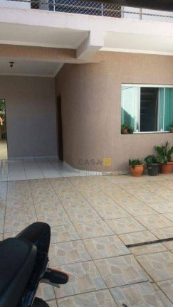 Casa com 4 Quartos à Venda, 135 m² em Parque Residencial Jaguari - Americana