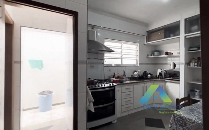 Imagem Sobrado com 4 Quartos para Alugar, 290 m² em Vila Mariana - São Paulo