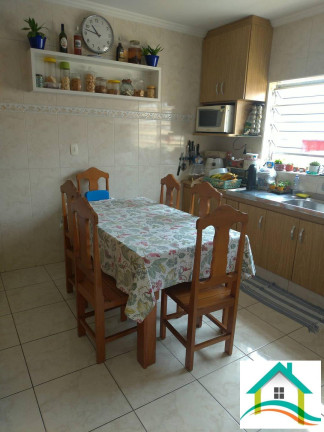 Imagem Sobrado com 2 Quartos à Venda, 206 m² em Vila Pires - Santo André