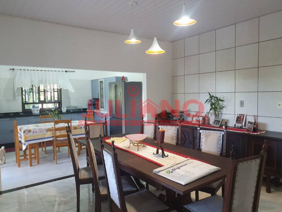 Imagem Casa com 3 Quartos à Venda, 130 m² em Salinas - Balneário Barra Do Sul Imagem Casa com 3 Quartos à Venda, 130 m² em Salinas - Balneário Barra Do Sul