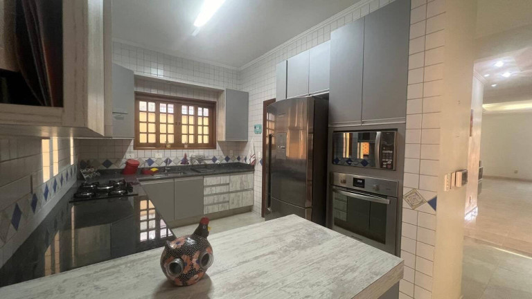 Imagem Sobrado com 3 Quartos à Venda, 260 m² em Boqueirão - Santos Imagem Sobrado com 3 Quartos à Venda, 260 m² em Boqueirão - Santos