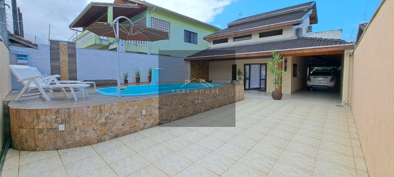 Imagem Casa com 3 Quartos à Venda, 246 m² em Indaiá - Caraguatatuba