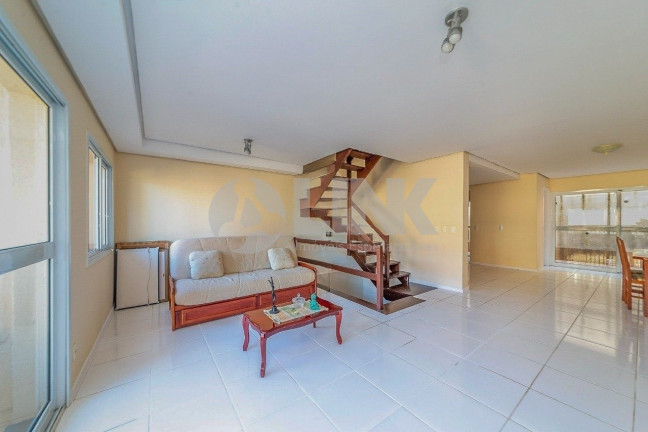 Imagem Imóvel com 3 Quartos à Venda, 220 m² em Tristeza - Porto Alegre Imagem Imóvel com 3 Quartos à Venda, 220 m² em Tristeza - Porto Alegre