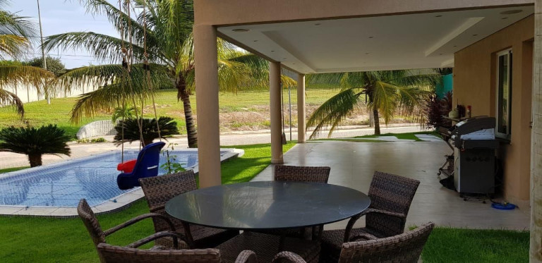 Casa com 4 Quartos à Venda, 420 m² em Alphaville Fortaleza - Eusébio