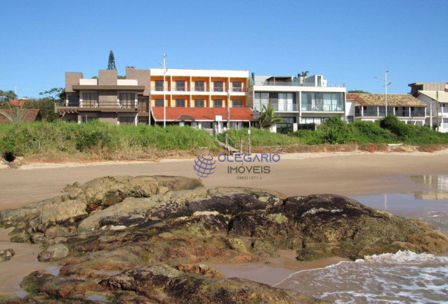 Edifício Residencial com 9 Quartos à Venda, 313 m² em Armação - Penha